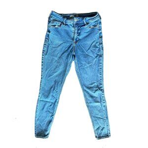Old Navy Rockstar Super Skinny High Rise Jeans with Slim Pockets